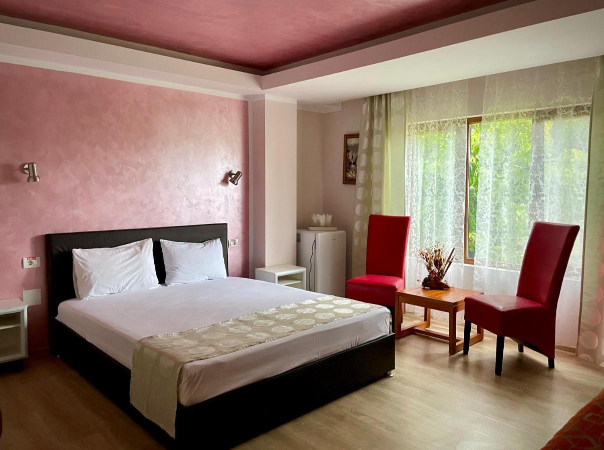 Vamabel House Bed and Breakfast Vama Veche Buitenkant foto