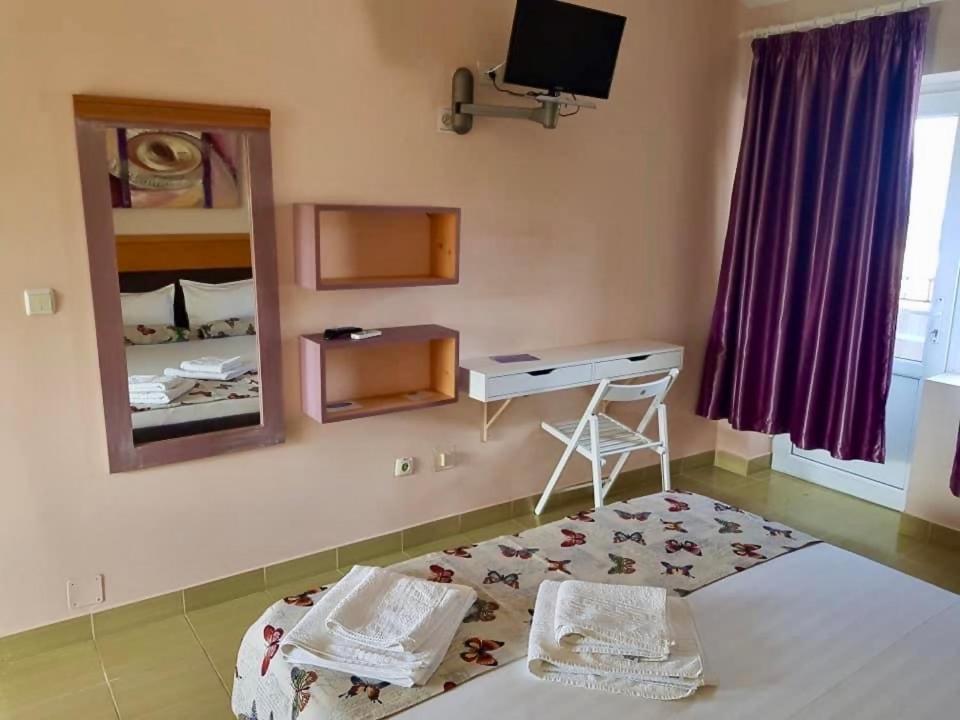 Vamabel House Bed and Breakfast Vama Veche Buitenkant foto
