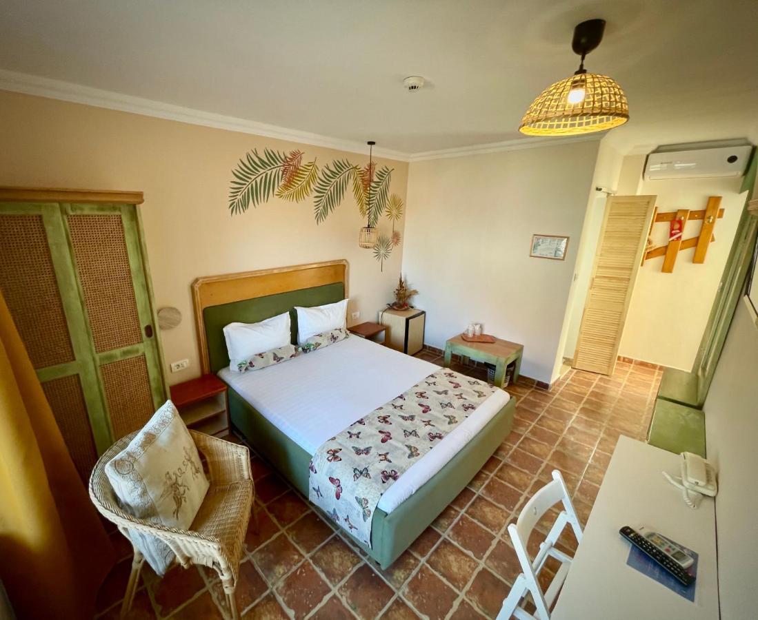 Vamabel House Bed and Breakfast Vama Veche Buitenkant foto