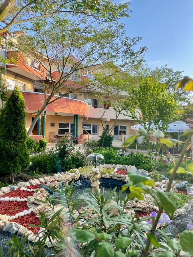 Vamabel House Bed and Breakfast Vama Veche Buitenkant foto